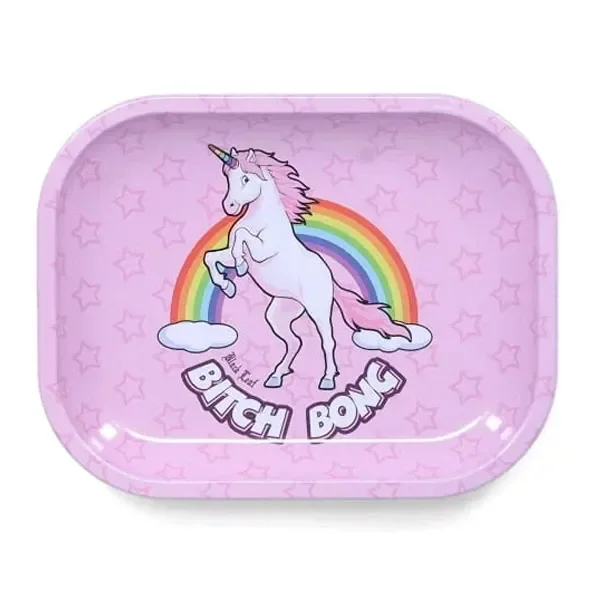 Bandeja rosa de bordes redondeados con un unicornio ante un arcoíris, estrellas de fondo y el texto «Bitch Bong».