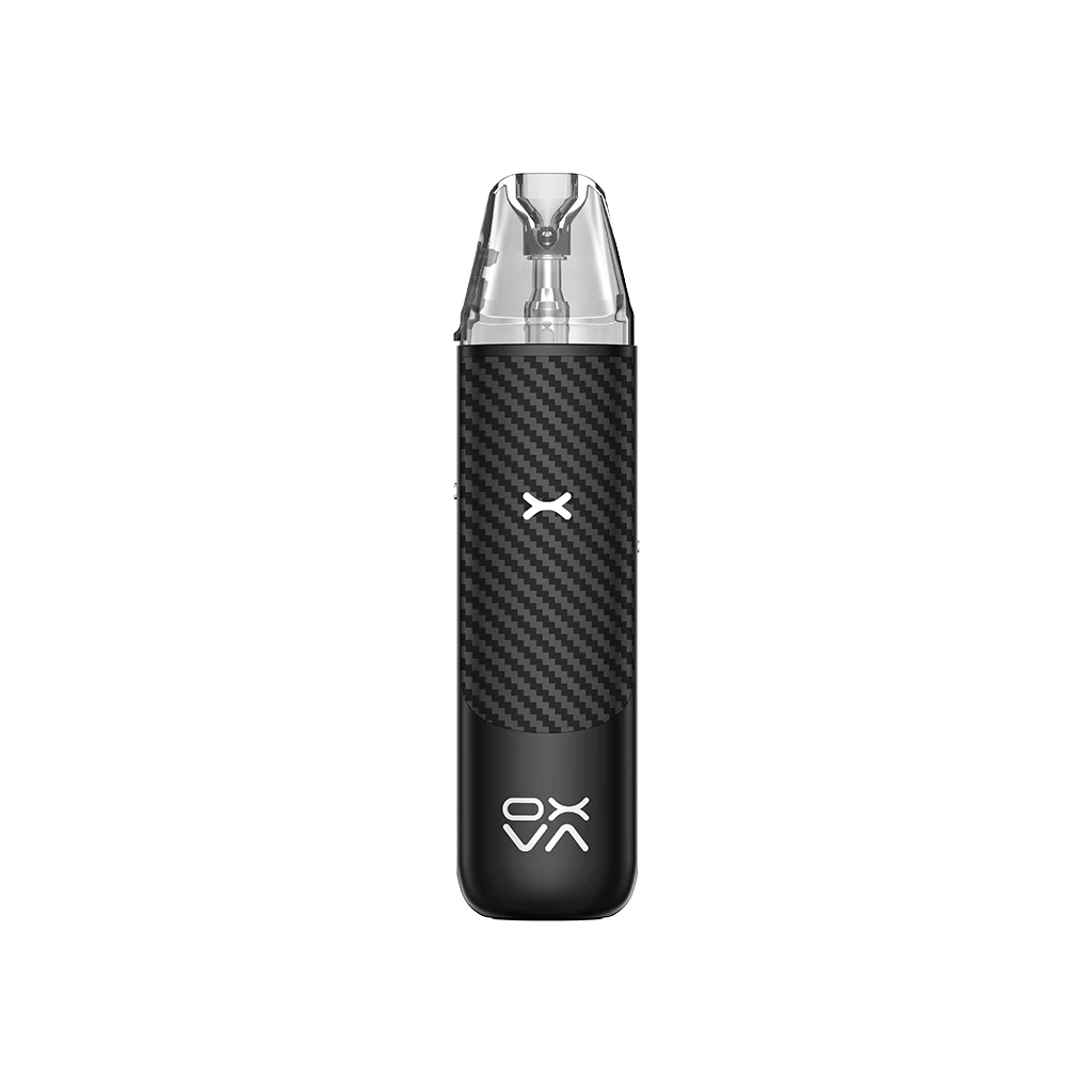 Oxva NeXLIM Go Pod Kit negro en posición vertical, con patrón de líneas diagonales, logotipo blanco y cartucho superior transparente.