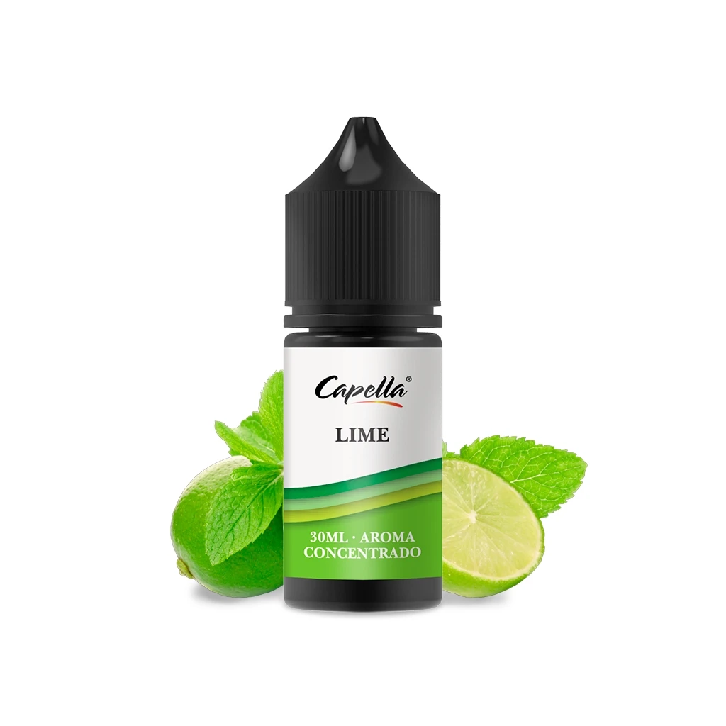 Frasco de aroma Capella Lime con tapón negro y etiqueta verde y blanca, delante de una lima entera, media lima y hojas verdes.