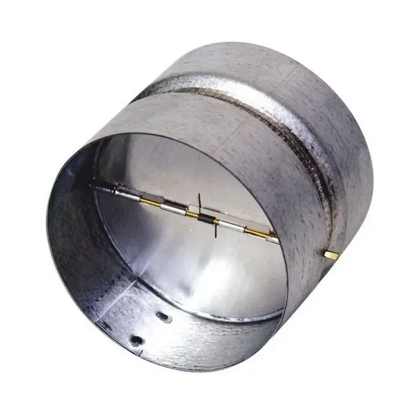 Válvula antirretorno para extractor, de cuerpo cilíndrico metálico con compuerta circular interior y eje transversal, sobre fondo blanco.