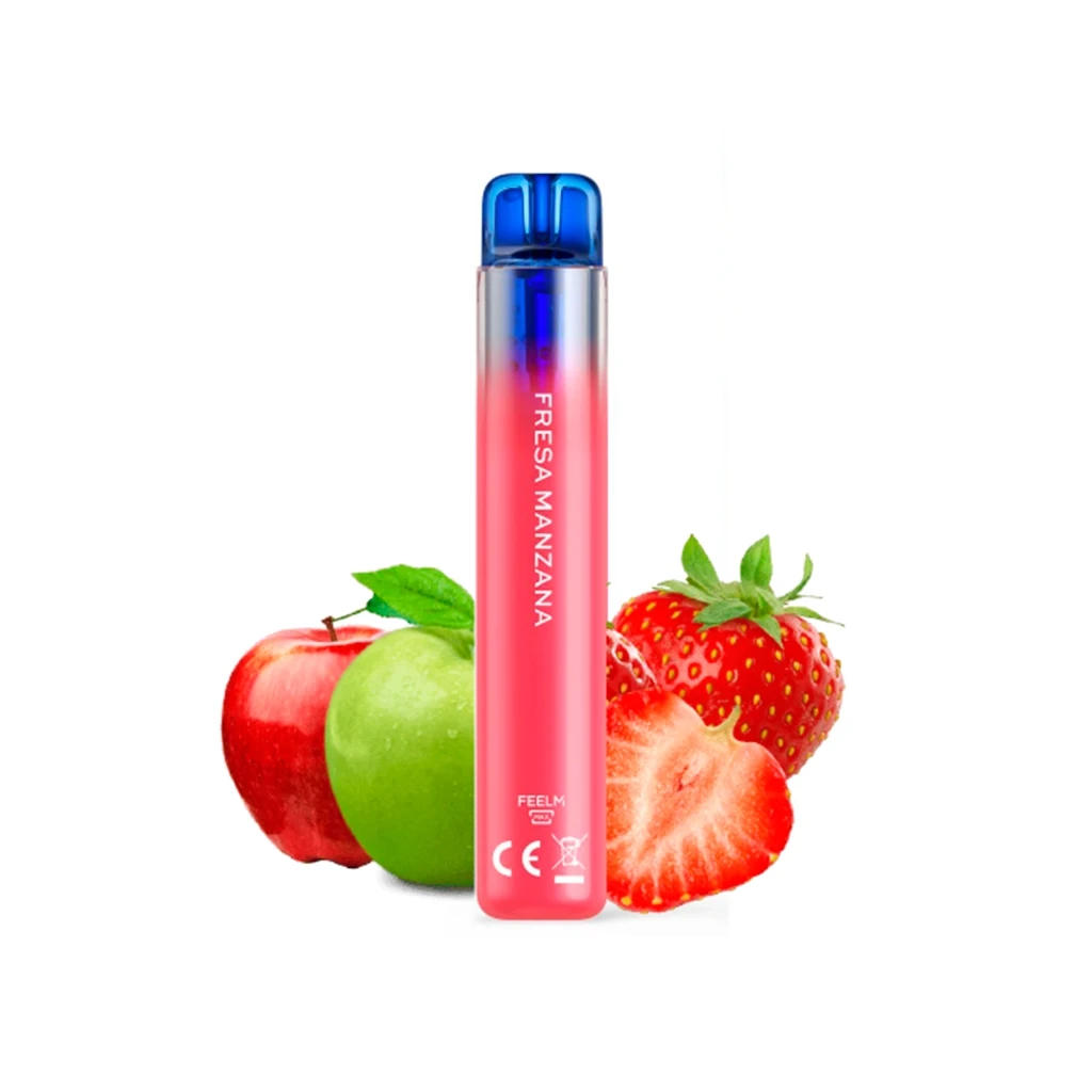 Vapeador alargado rosa con parte superior plateada y boquilla azul, texto «Fresa Manzana», acompañado de manzanas y fresas sobre fondo blanco. Vapeador alargado rosa con parte superior plateada y boquilla azul, texto «Fresa Manzana», acompañado de manzanas y fresas sobre fondo blanco.