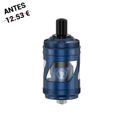 Depósito Geekvape Z Nano MTL Tank azul con boquilla negra, ventana transparente y conexión roscada inferior sobre fondo blanco.
