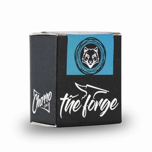 Caja negra de Charro Coils The Forge White Wolf, con logotipo de lobo en un recuadro azul y letras blancas, sobre fondo blanco.