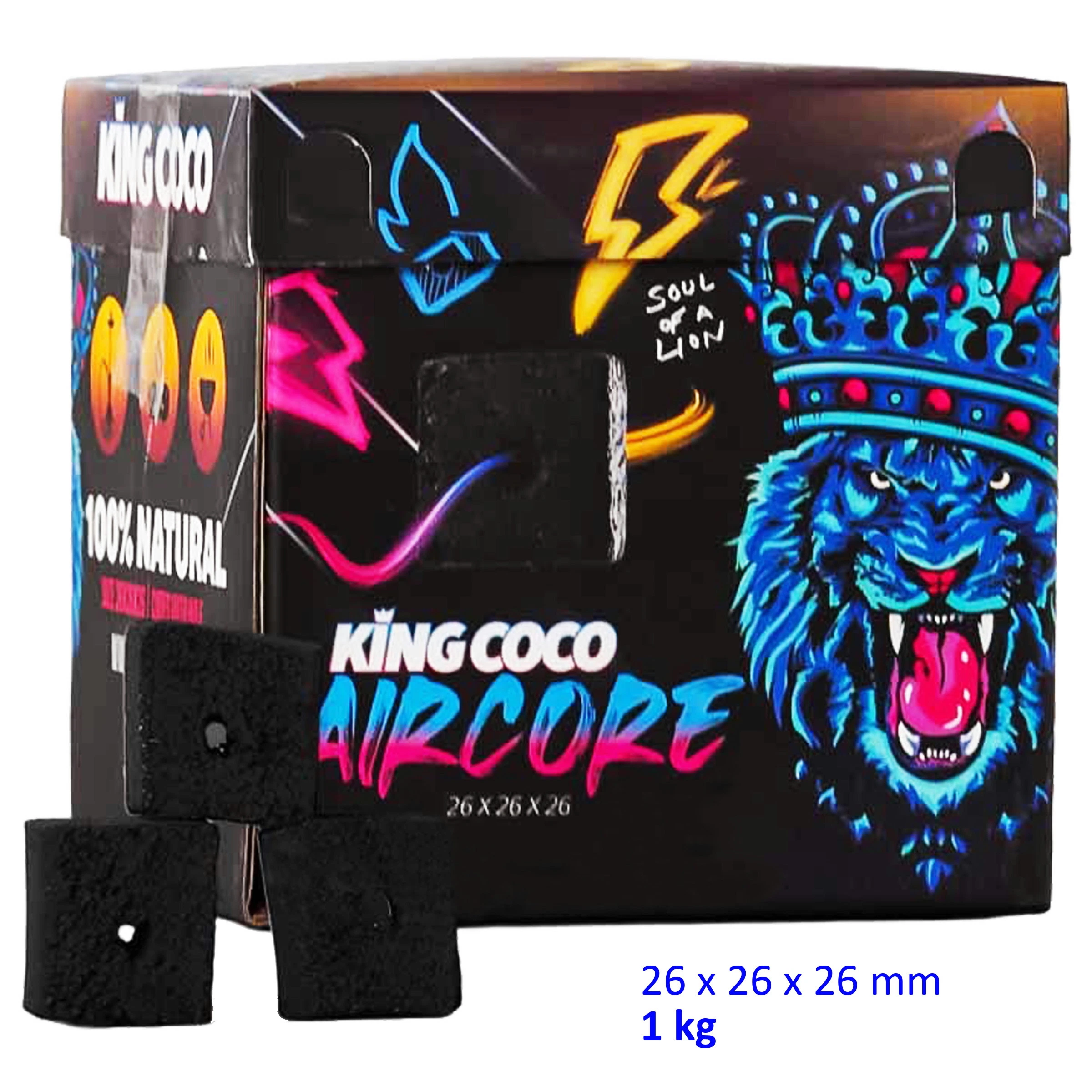 Caja de carbón AIRCORE King Coco con un león azul coronado y varios cubos negros con orificio central en primer plano. Caja de carbón AIRCORE King Coco con un león azul coronado y varios cubos negros con orificio central en primer plano.