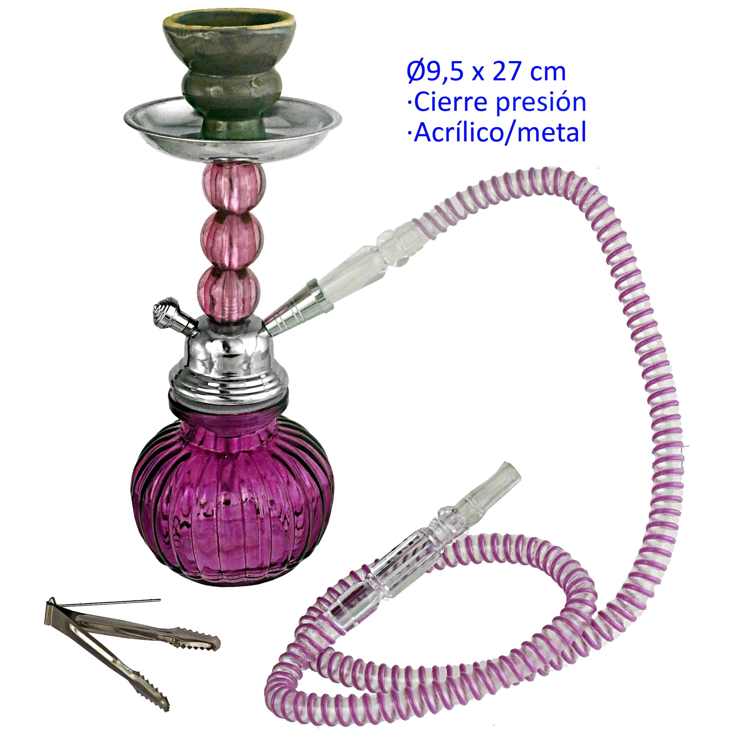 Shisha morada de base abombada y acanalada, cazoleta verde, plato plateado y manguera en espiral, con pinzas a un lado.