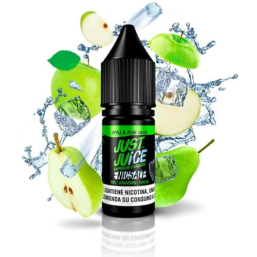 Frasco negro de Just Juice Nic Salt Apple & Pear On Ice, rodeado de manzanas y peras verdes, cubitos de hielo y salpicaduras.