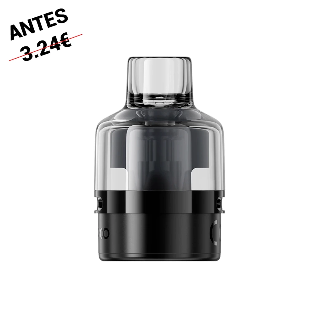 Pod de repuesto Voopoo PnP X MTL con depósito transparente ahumado, boquilla corta y base negra, visto de frente sobre fondo blanco.