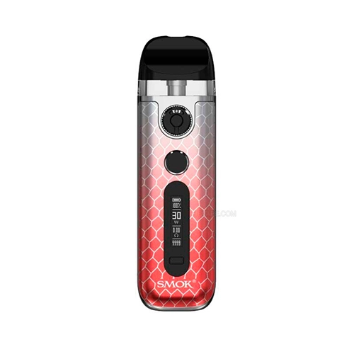 Smok Novo 5 con boquilla negra, cuerpo degradado de plateado a rojo con patrón de escamas, botones y pantalla frontal.