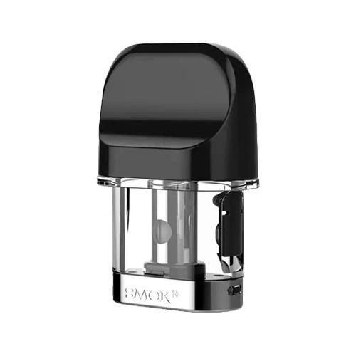Pod de repuesto Smok Novo 2 con boquilla negra y depósito transparente que deja ver el interior, aislado sobre fondo blanco.