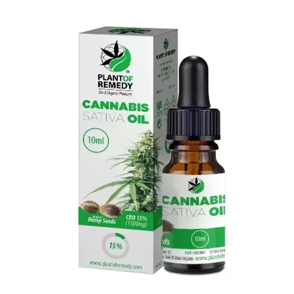 Frasco de aceite Plant of Remedy con cuentagotas negro junto a su caja blanca y verde, con las indicaciones CBD 15 % y 10 ml.