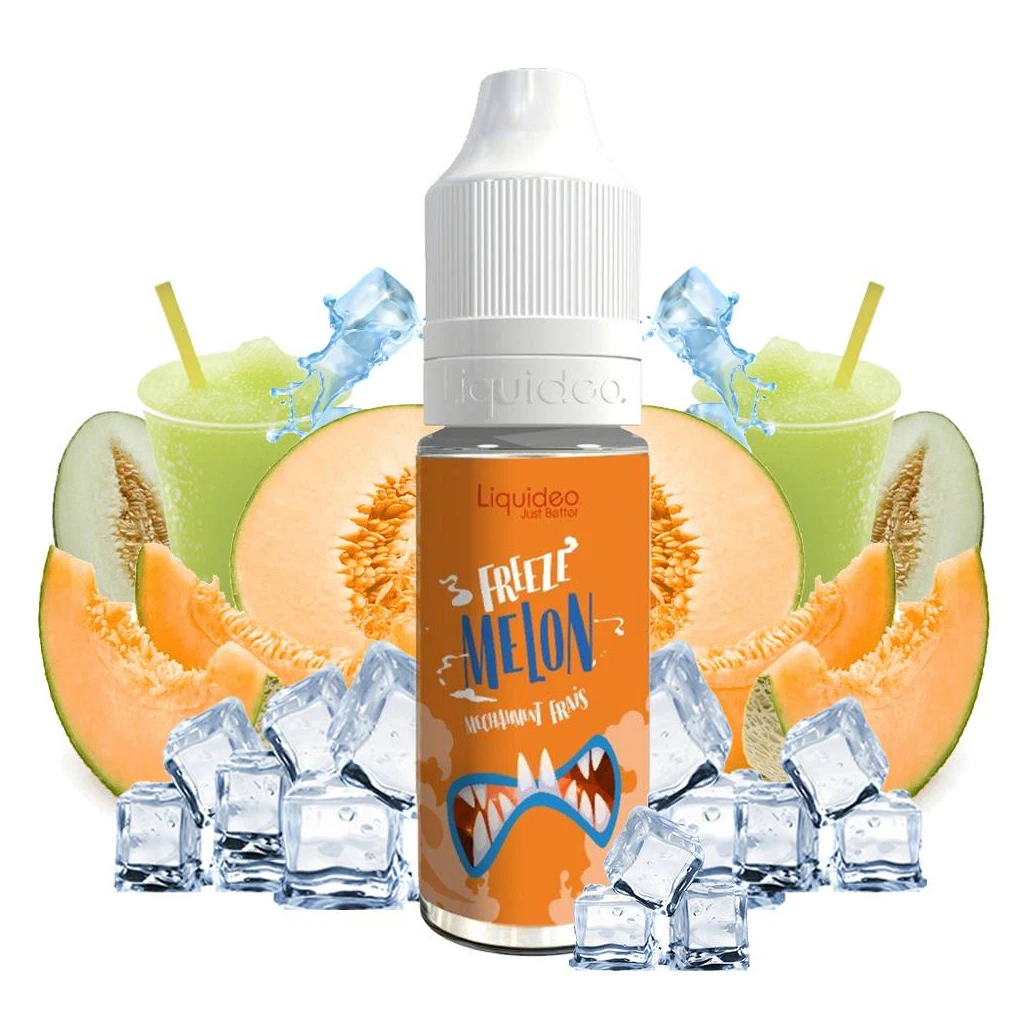 Botella de e-líquido Freeze Melon con etiqueta naranja y tapón blanco, rodeada de melón, cubitos de hielo y vasos de granizado verde.
