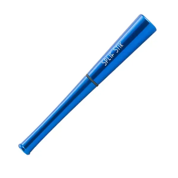 Pipa Splif Stik azul, alargada y estrecha, dispuesta en diagonal sobre fondo blanco, con inscripción blanca y unión central oscura.