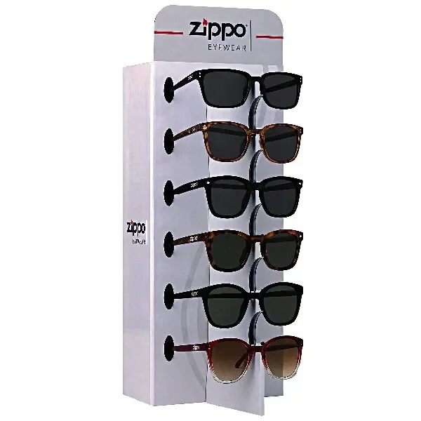 Expositor vertical Zippo Eyewear con varios modelos de gafas de sol de monturas negras y marrones, y lentes oscuras o degradadas.