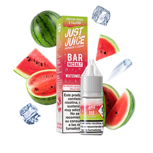 Frasco de Just Juice Bar Salts Watermelon Ice delante de su caja, rodeado de sandía y cubitos de hielo sobre fondo blanco.