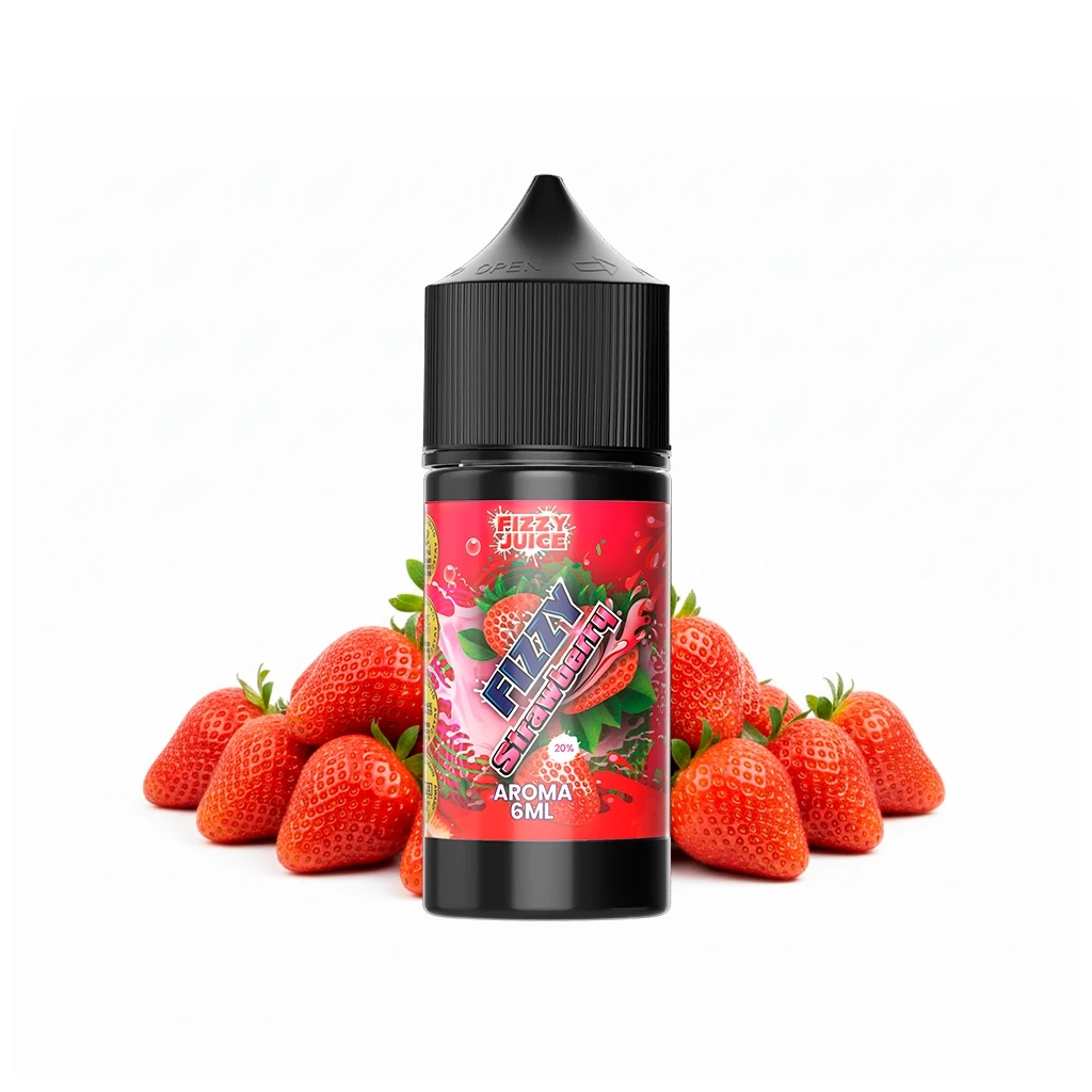 Botella negra de Fizzy Juice Strawberry Longfill con tapón estriado y etiqueta roja que indica «Aroma 6 ml», rodeada de fresas.