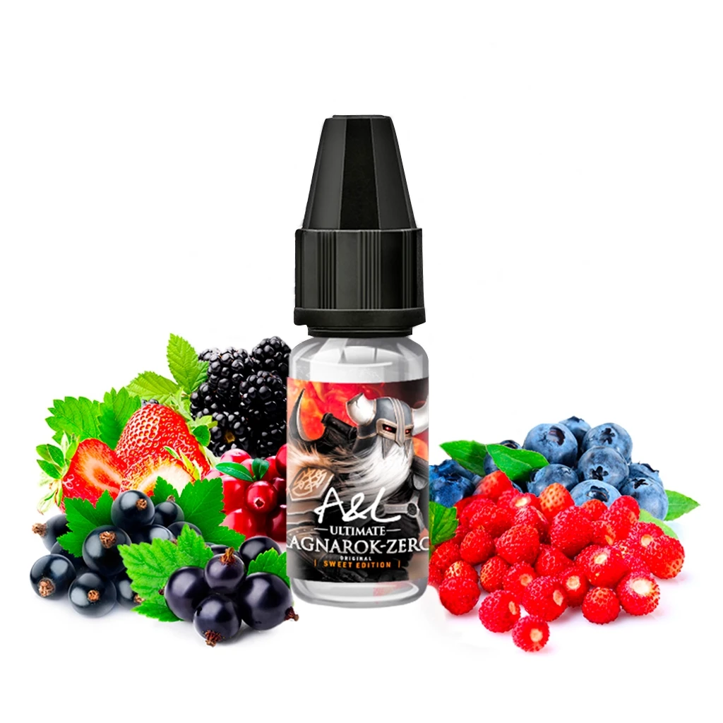 Frasco de A&L Ultimate Ragnarok Zero Sweet Edition con tapón negro, rodeado de fresas, moras, arándanos y grosellas.