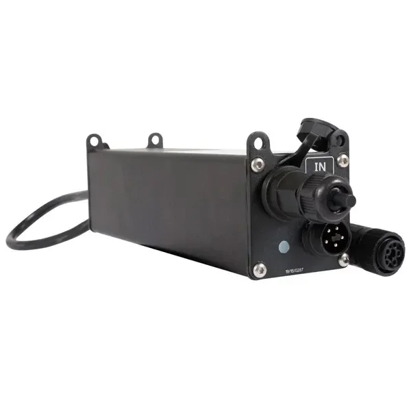 Adaptador Gavita E-Series negro, con carcasa rectangular, orejetas de fijación, cable y conectores circulares en el frontal sobre fondo blanco.