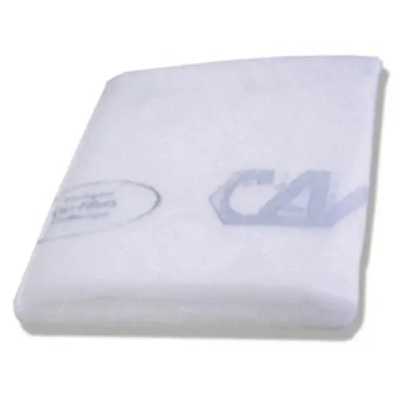 Camisa para filtro Can Filter CAN 125, blanca y plegada, con marcas tenues impresas sobre la superficie y fondo blanco.