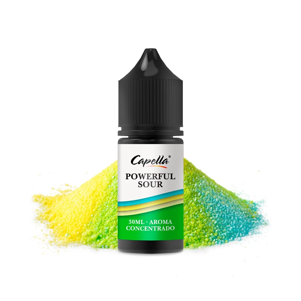 Frasco de Powerful Sour de Capella con tapón negro y etiqueta de 30 ml, ante un montón de gránulos amarillos, verdes y azules.