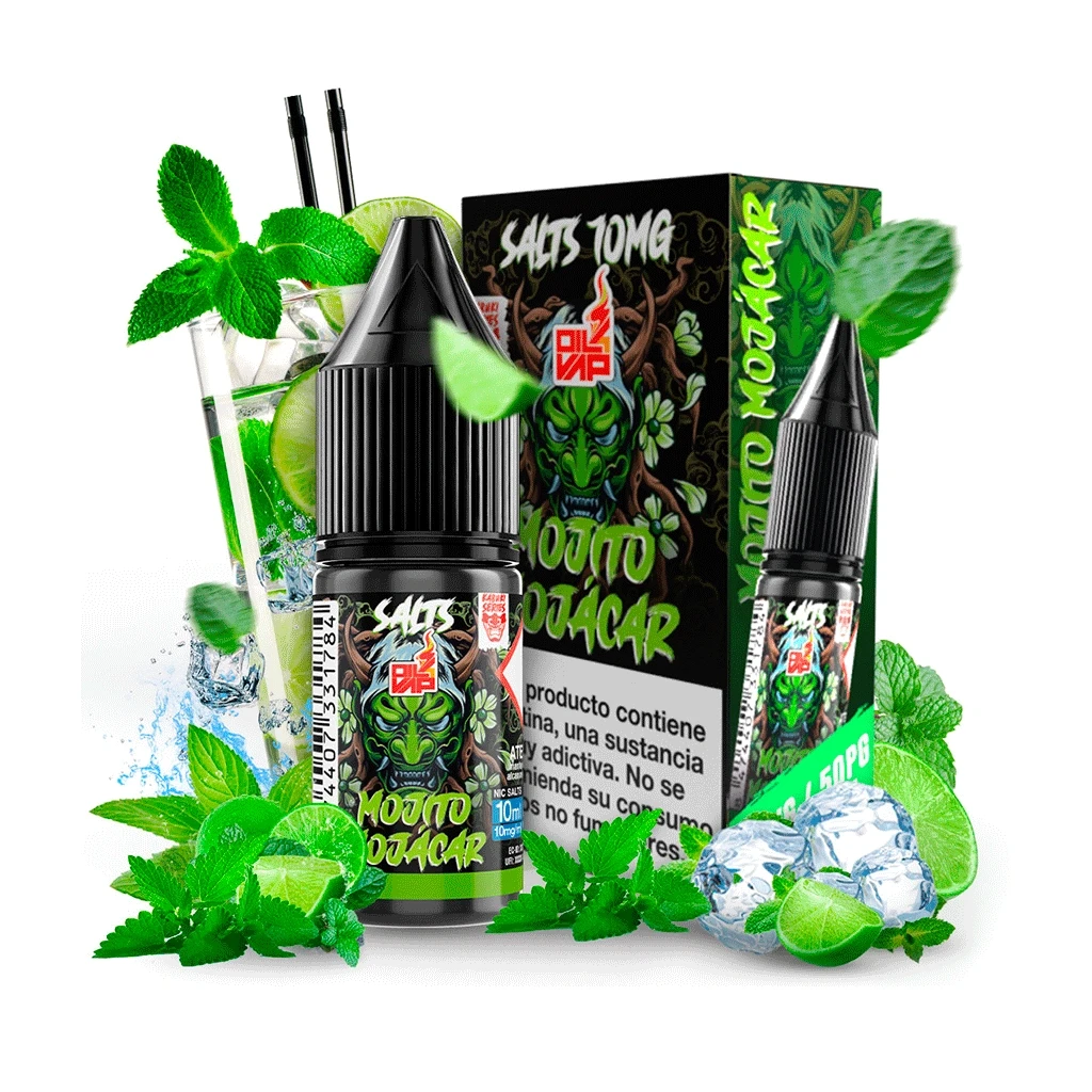 Líquido Oil4Vap Mojito Mojácar en frascos con tapón negro junto a su caja, rodeados de limas, menta, hielo y un vaso.