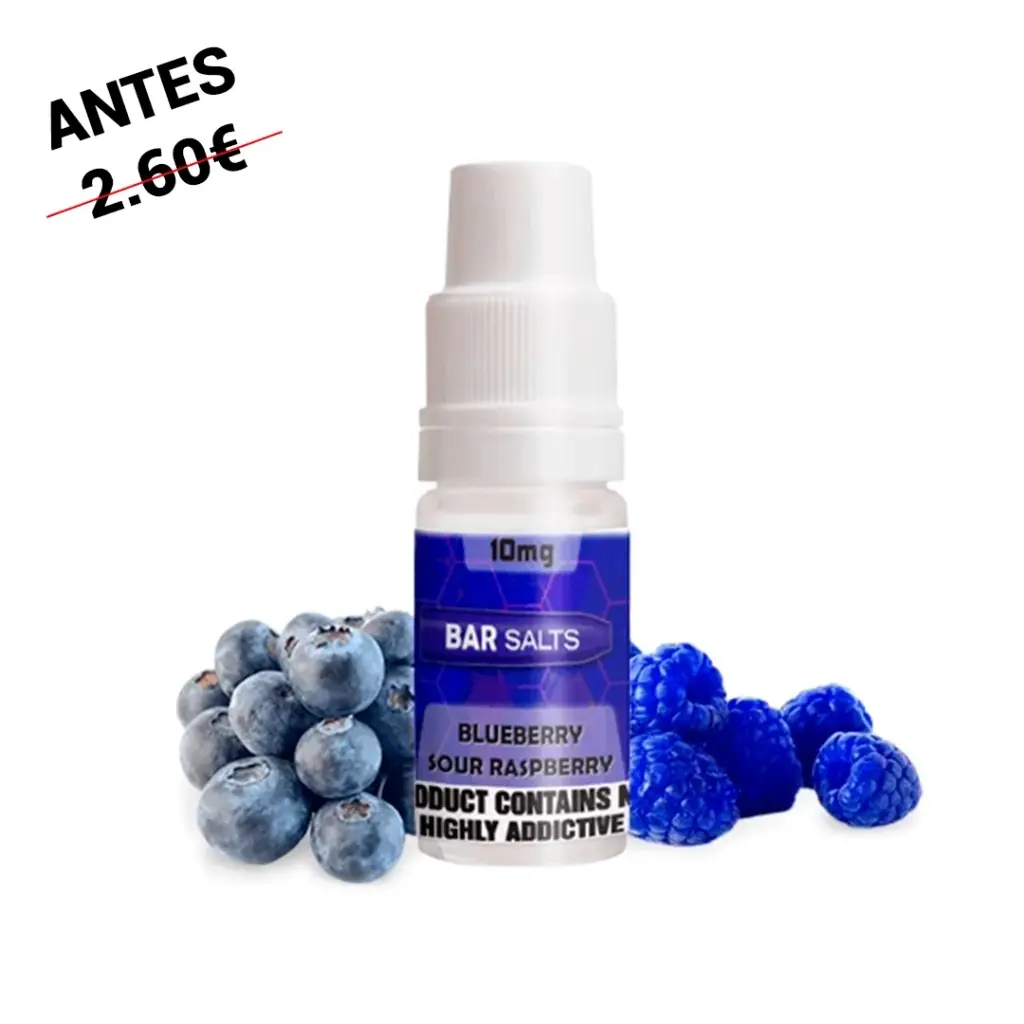 Frasco Bar Salts Blueberry Sour Raspberry con tapón blanco y etiqueta azul que indica 10 mg, rodeado de arándanos y frutos de aspecto azul.