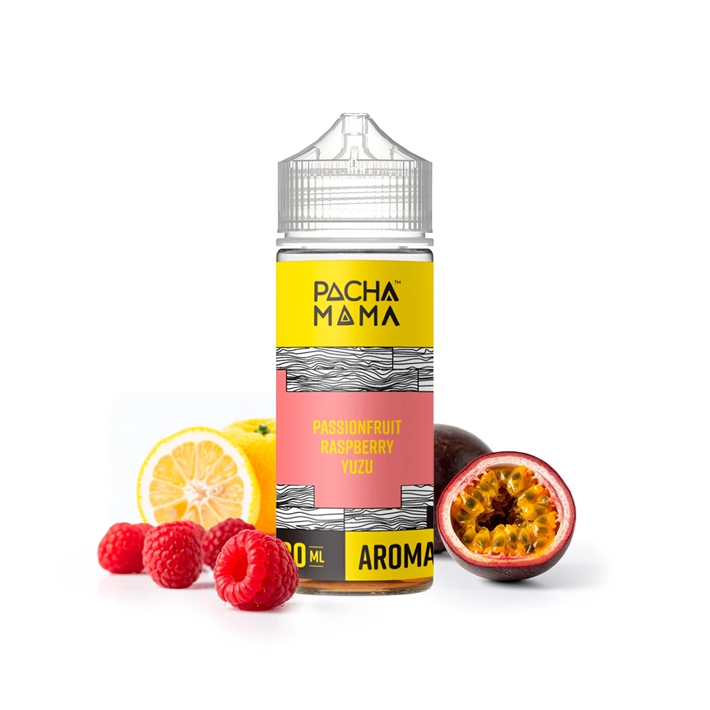 Frasco Pachamama Passionfruit Raspberry Yuzu con etiqueta amarilla y rosa, junto a frambuesas, cítricos y un maracuyá abierto.