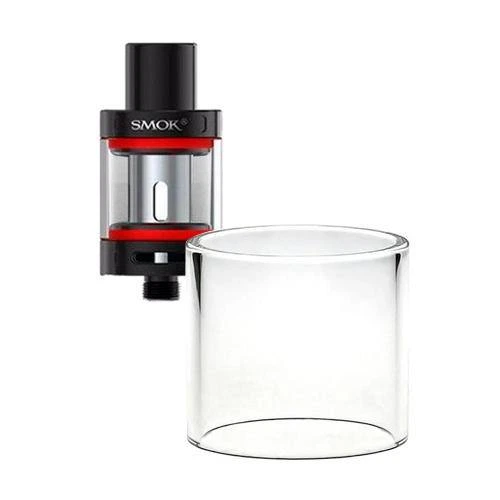 Tubo transparente de repuesto para SMOK Vape Pen 22 en primer plano, con un depósito negro de juntas rojas detrás.