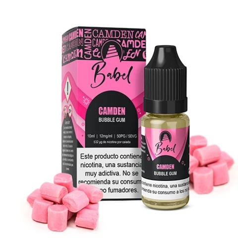 Frasco y caja de Babel Camden Bubble Gum con etiquetas rosas y negras, rodeados de chicles rosas sobre fondo blanco.