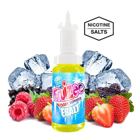 Frasco de Bloody Summer E-Salt 20 mg con etiqueta azul, rodeado de fresas, frambuesas, moras y cubitos de hielo.