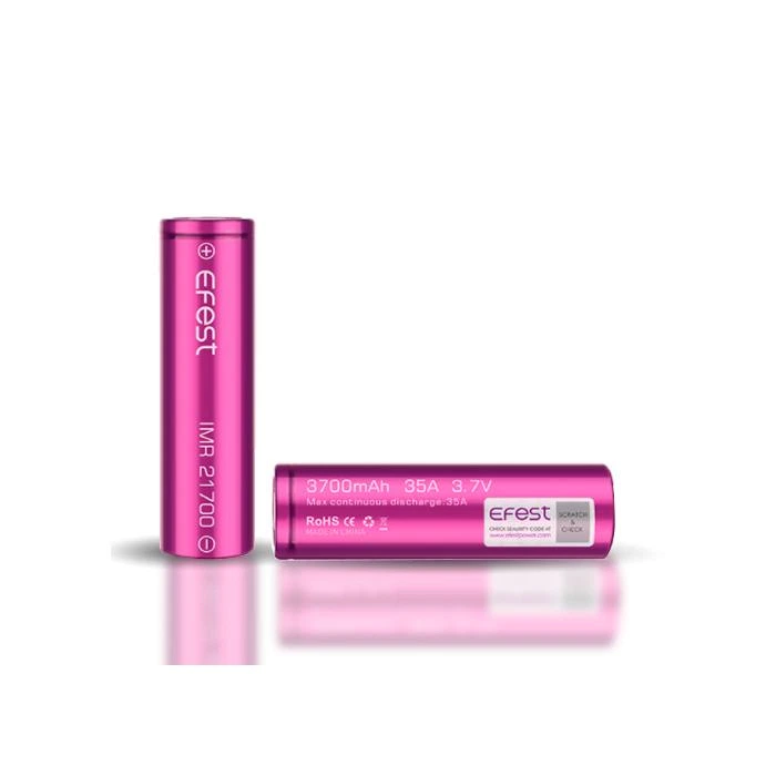 Baterías cilíndricas rosas Efest IMR 21700, una vertical y otra horizontal, con inscripciones de 3700 mAh, 35 A y 3,7 V. Baterías cilíndricas rosas Efest IMR 21700, una vertical y otra horizontal, con inscripciones de 3700 mAh, 35 A y 3,7 V.