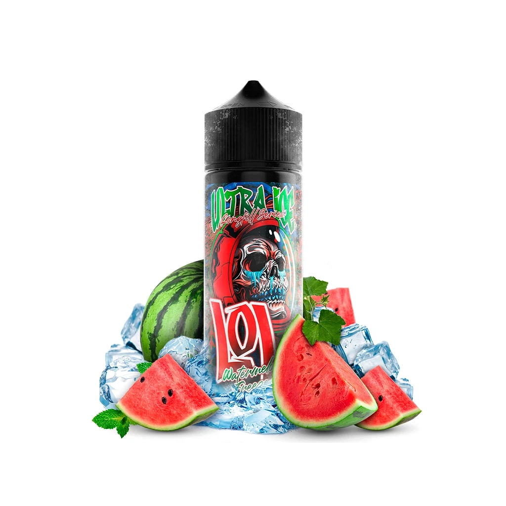 Bote de LOL Ultra Ice Watermelon Freeze Longfill con tapón negro y una calavera en la etiqueta, rodeado de sandía y cubitos de hielo.