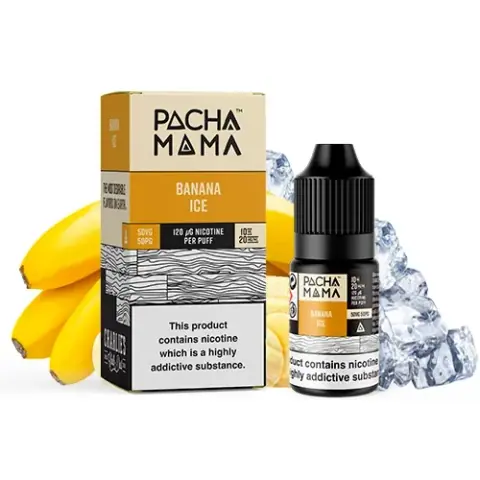 Caja y frasco de Pachamama Bar Salts Banana Ice con tapón negro, junto a plátanos y cubitos de hielo sobre fondo blanco.