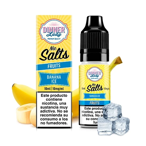 Frasco y caja amarillos Dinner Lady Banana Ice Nic Salt, con etiqueta de 10 ml y 10 mg/ml, junto a plátano y cubitos de hielo.