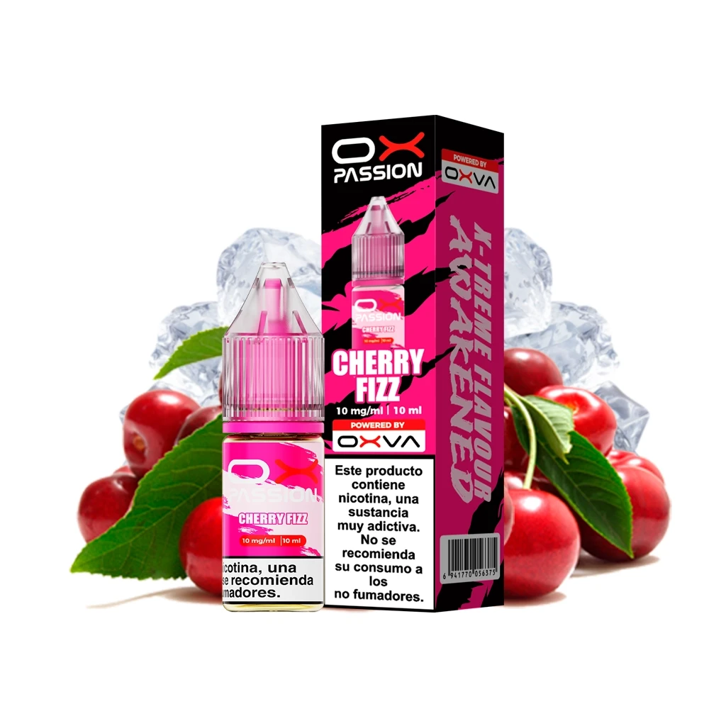 Frasco y caja rosa y negra de OX Passion Cherry Fizz, con etiqueta de 10 mg/ml y 10 ml, rodeados de cerezas, hojas y hielo.