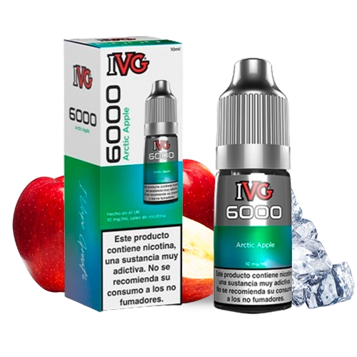 Frasco y caja de IVG 6000 Salts Arctic Apple, con etiqueta verde y azul, junto a manzanas rojas y cubitos de hielo.