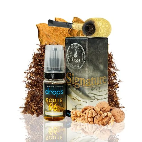Frasco de e-líquido Drops Route 66 junto a su caja Signature, rodeado de tabaco, nueces y una pipa sobre fondo blanco.