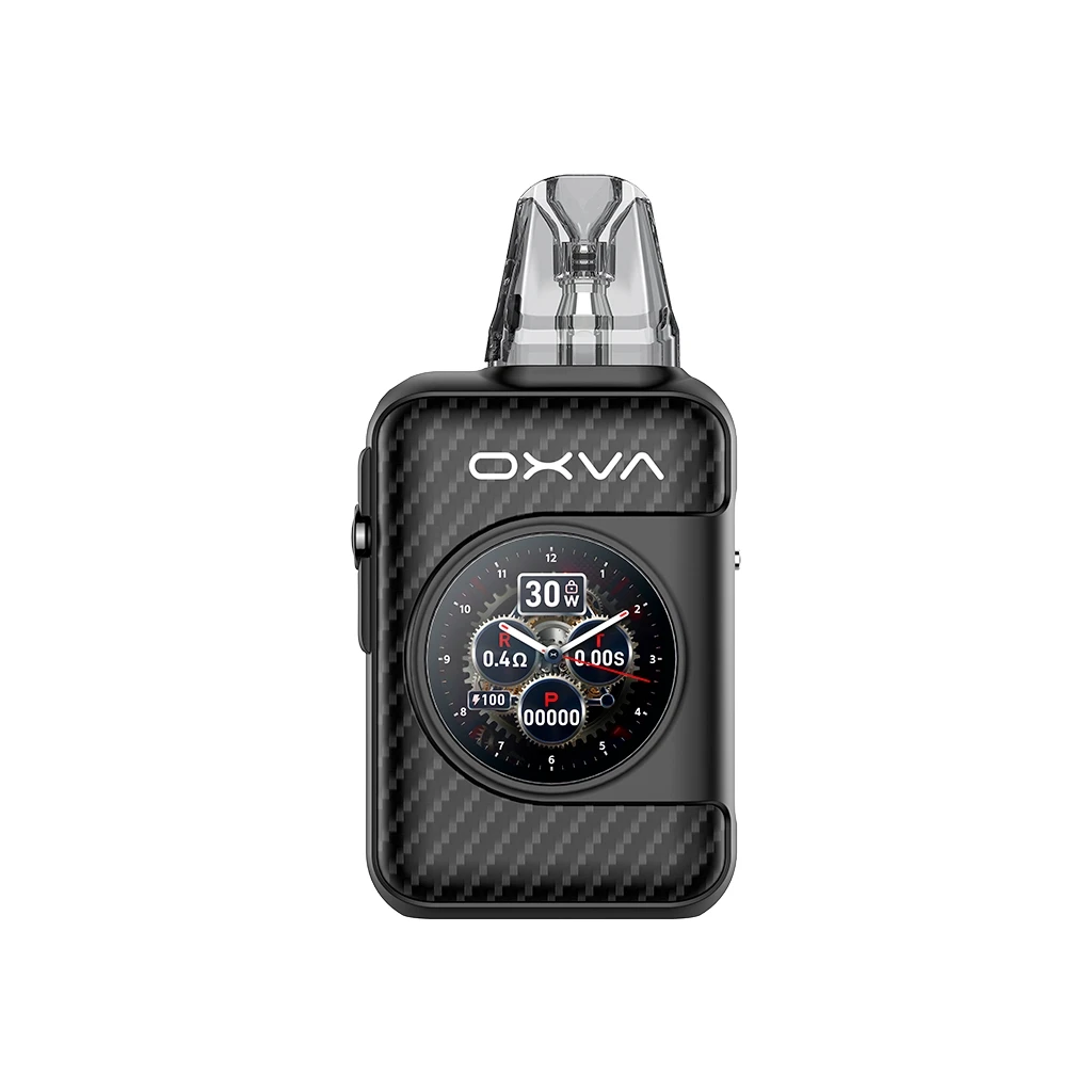 Dispositivo OXVA negro con patrón de fibra de carbono, boquilla translúcida y pantalla circular con diseño de reloj que indica 30 W.