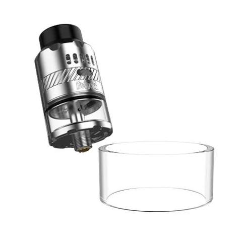 Tubo de vidrio transparente Hellvape Helheim RDTA junto a un atomizador metálico inclinado con boquilla negra, sobre fondo blanco.