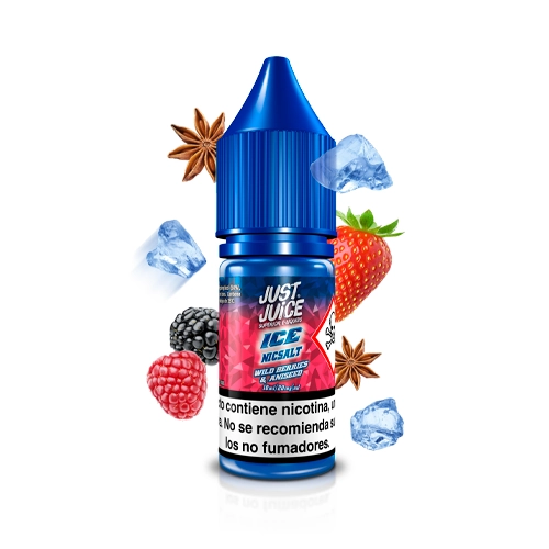 Frasco azul de Just Juice Ice Nic Salts Wild Berries Aniseed, rodeado de frutos rojos, anís estrellado y cubitos de hielo.