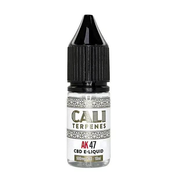 Frasco de CBD E-Liquid AK 47 de Cali Terpenes con tapón negro y etiqueta blanca que indica 600 mg de CBD y 10 ml.