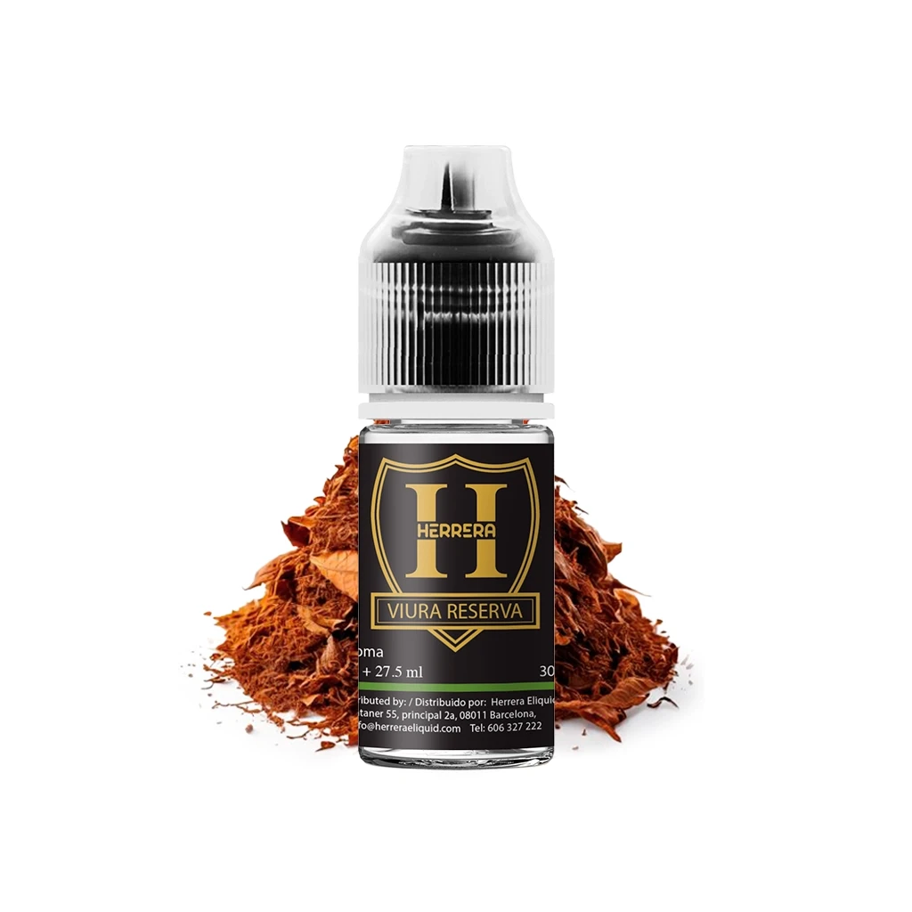 Frasco Herrera Viura Reserva con etiqueta negra y dorada y tapón estriado, delante de un montón de hojas marrones desmenuzadas. Frasco Herrera Viura Reserva con etiqueta negra y dorada y tapón estriado, delante de un montón de hojas marrones desmenuzadas.