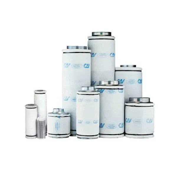 Selección de filtros cilíndricos Can Filter de distintas alturas y diámetros, con cuerpos blancos y bocas metálicas sobre fondo blanco. Selección de filtros cilíndricos Can Filter de distintas alturas y diámetros, con cuerpos blancos y bocas metálicas sobre fondo blanco.