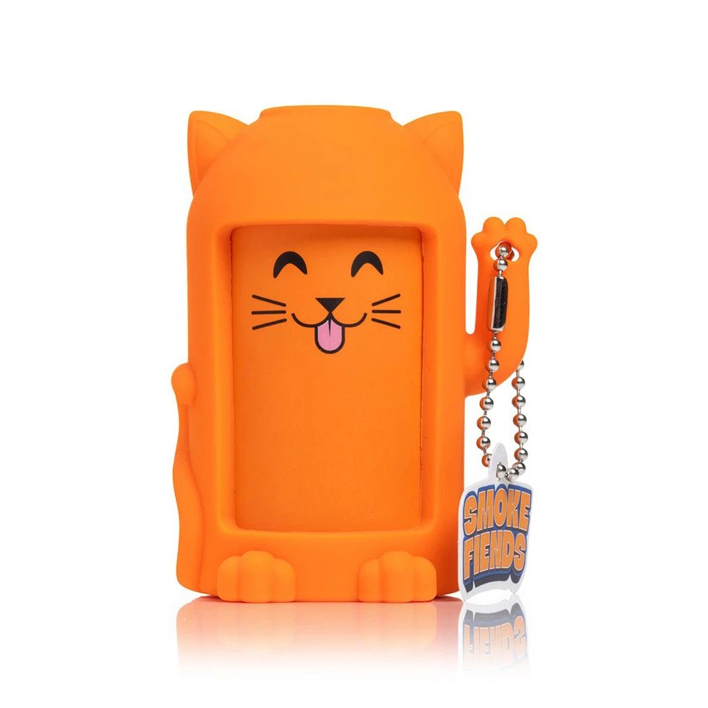 Filtro de exhalación Smoke Fiends Kitten naranja, con forma de gato, cara con lengua rosa y cadena con etiqueta lateral.