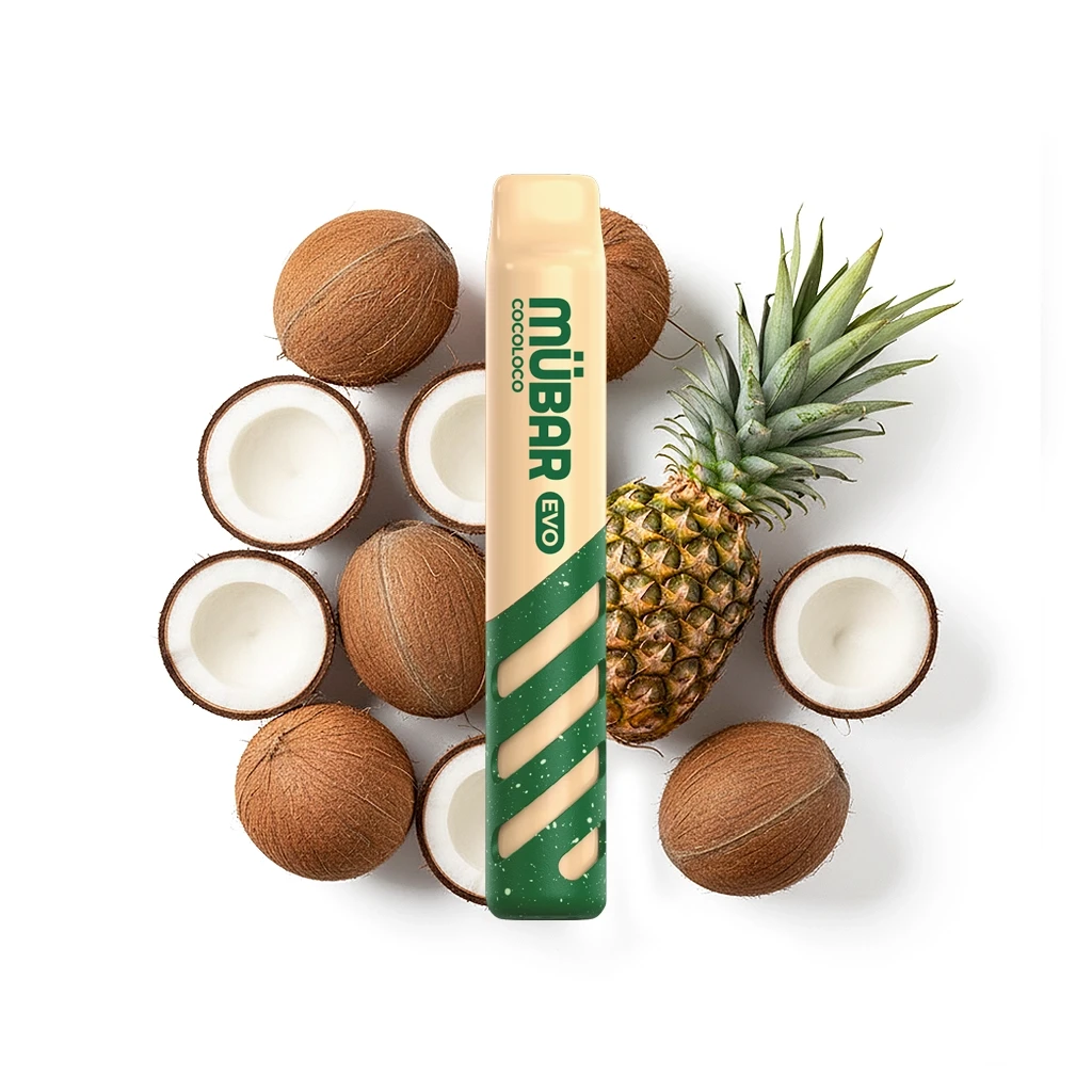 Vaper Mübar Evo Cocoloco de color crema y verde, dispuesto en vertical entre cocos enteros y abiertos y una piña sobre fondo blanco.