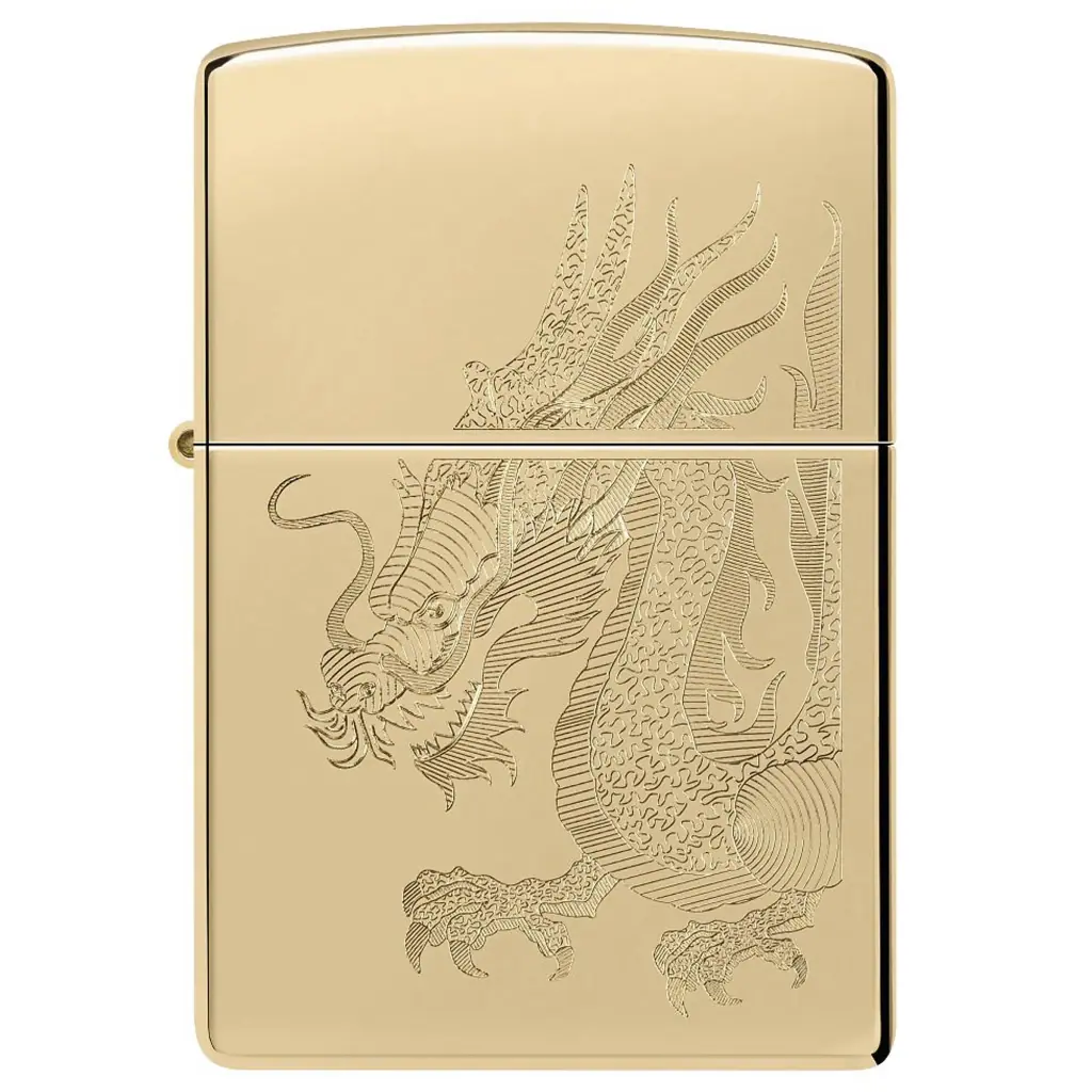 Encendedor Zippo 254B Dragon Design cerrado, de acabado dorado con un dragón grabado que se extiende por la tapa y el cuerpo.