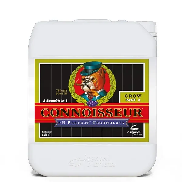 Garrafa blanca de pH Perfect Connoisseur Grow A de Advanced Nutrients, con etiqueta negra, roja y dorada e ilustración de un bulldog.