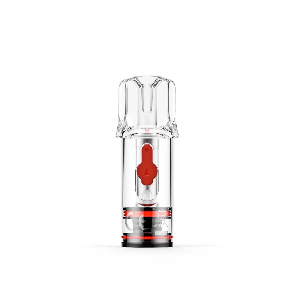 Pod vacío SKE Crystal Plus transparente, con boquilla ancha, pieza roja central y base negra con franjas rojas, sobre fondo blanco.