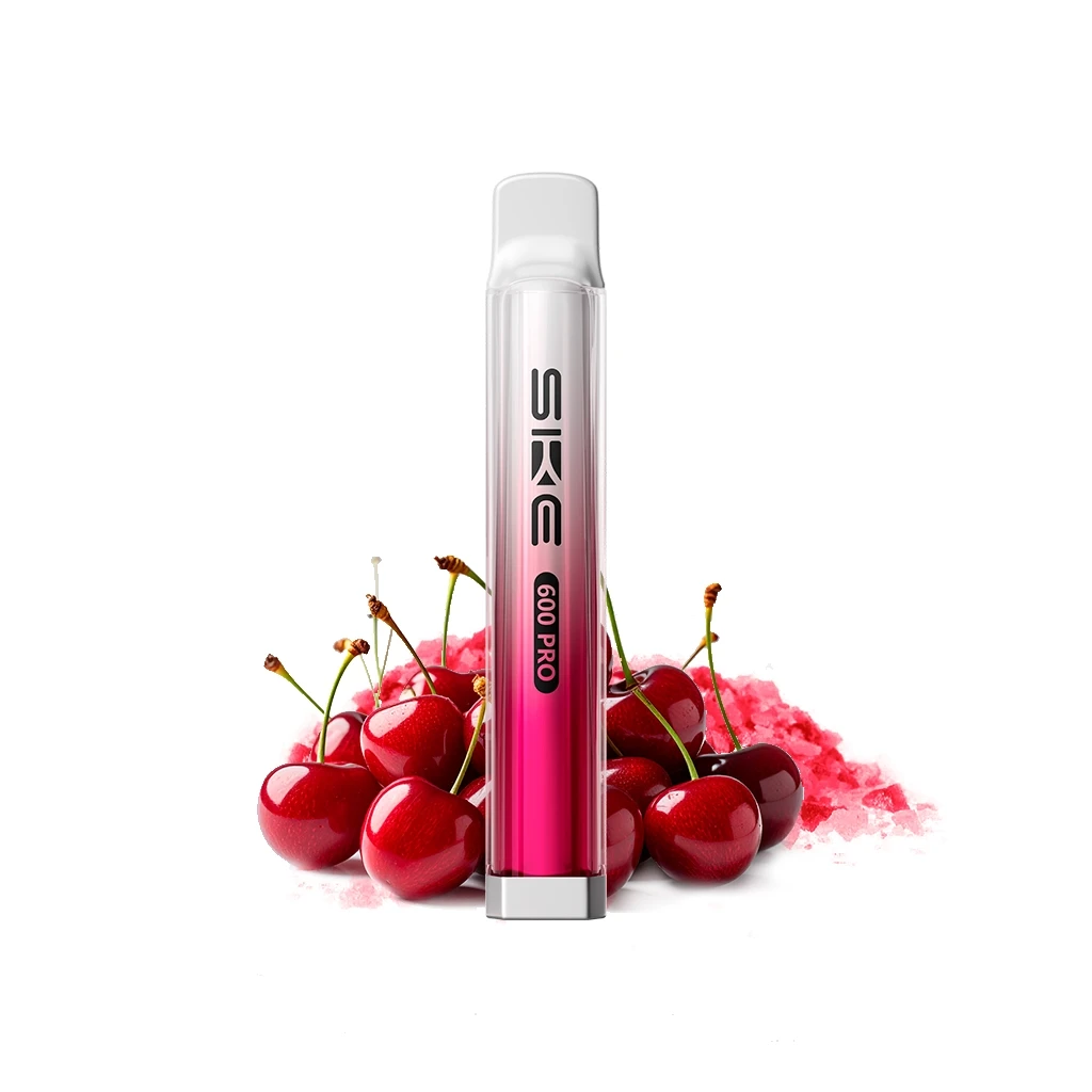 Ske Crystal 600 Pro Fizzy Cherry vertical, con cuerpo transparente y rosa, rodeado de cerezas y hielo picado rosa.