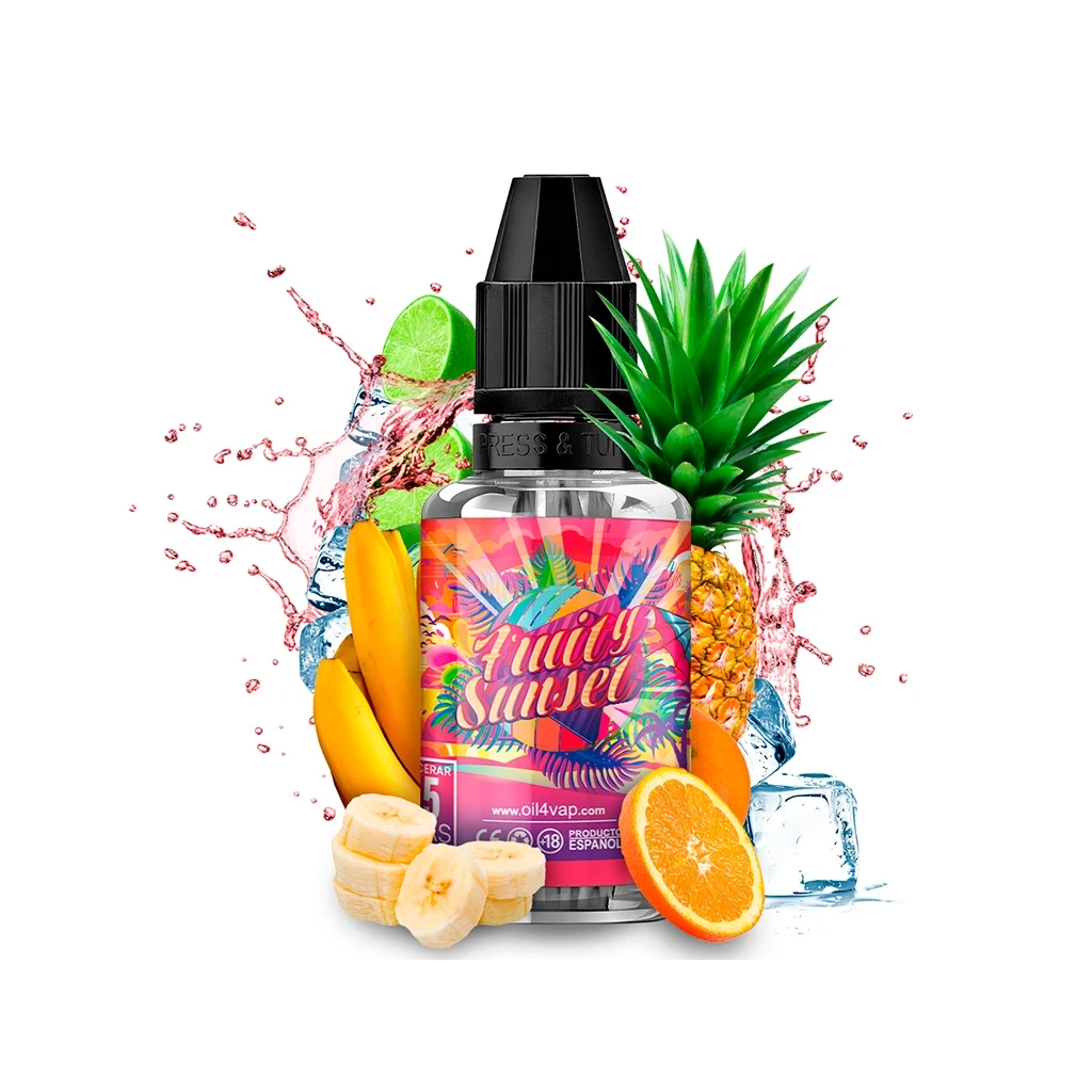 Frasco Oil4vap Fruity Sunset con tapón negro y etiqueta multicolor, rodeado de plátano, piña, cítricos, hielo y salpicaduras.
