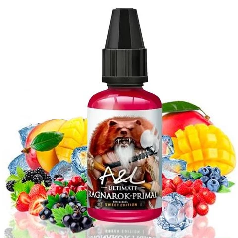 Frasco rojo de Ragnarok Primal A&L Ultimate con tapón negro y un oso en la etiqueta, rodeado de mango, frutos rojos y cubitos de hielo.